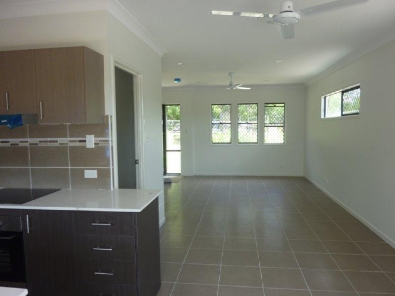 199 Douglas Street, Oxley QLD 4075