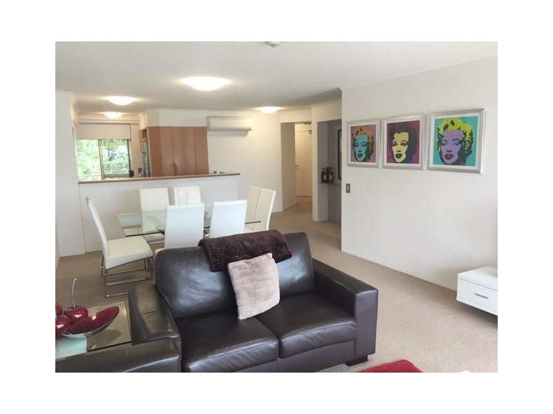 135 Macquarie Street, Teneriffe QLD 4005