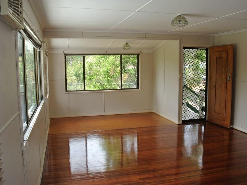 62 Falkirk Street, Stafford Heights QLD 4053