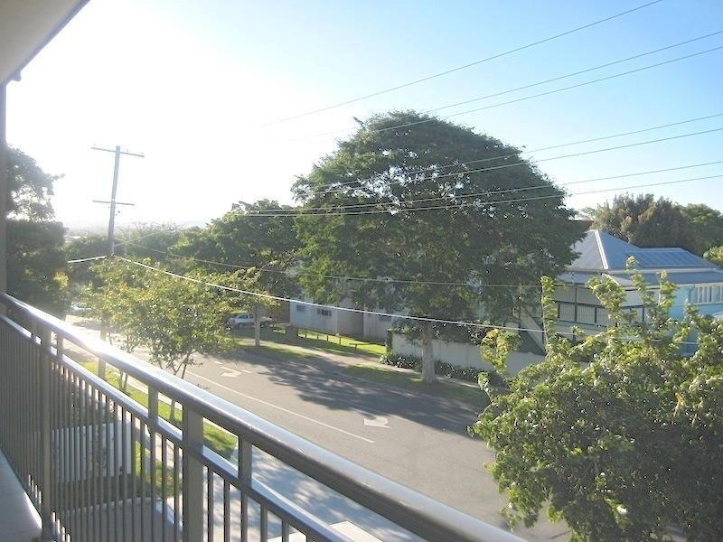 2C/ 35 Hamilton Road, Moorooka QLD 4105