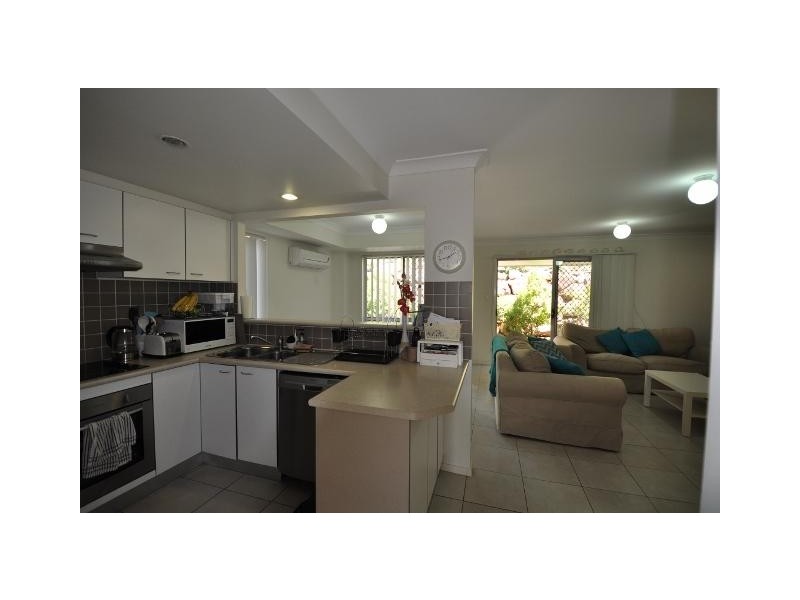 130 Jutland Street, Oxley QLD 4075