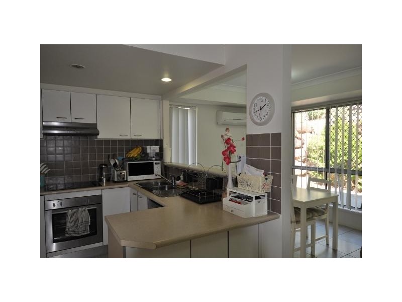 130 Jutland Street, Oxley QLD 4075