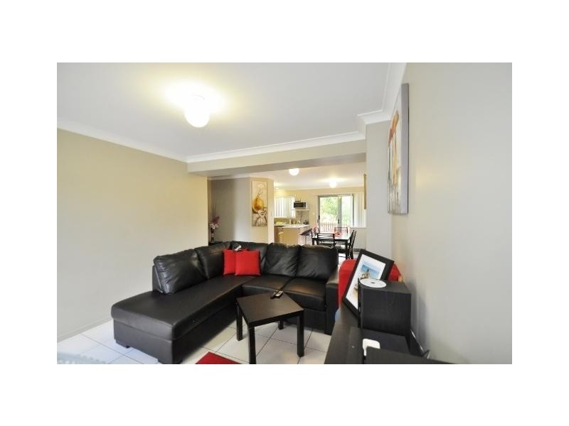 130 Jutland Street, Oxley QLD 4075