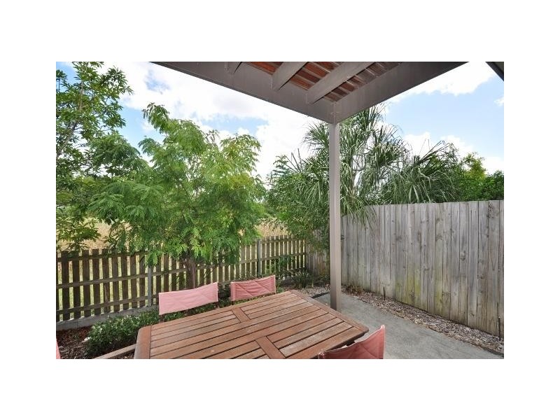 130 Jutland Street, Oxley QLD 4075