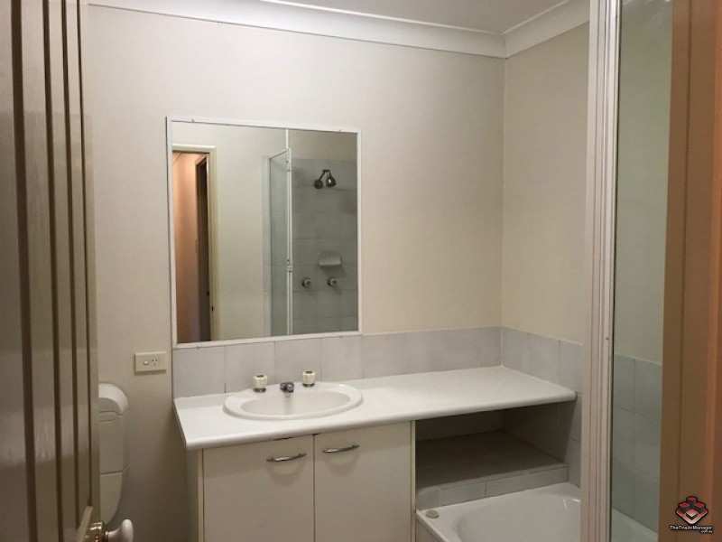 220 Christine avenue, Burleigh Waters QLD 4220