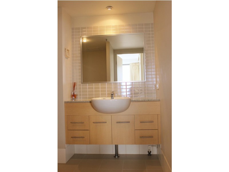 105 Scarborough Street, Southport QLD 4215