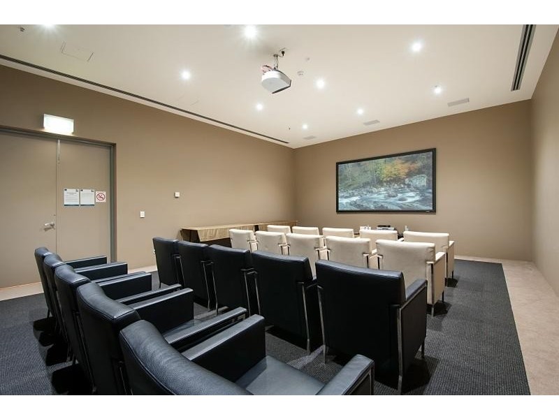 105 Scarborough Street, Southport QLD 4215