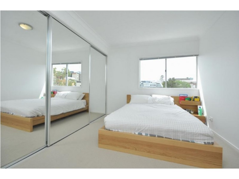 27 Berwick St, Fortitude Valley QLD 4006