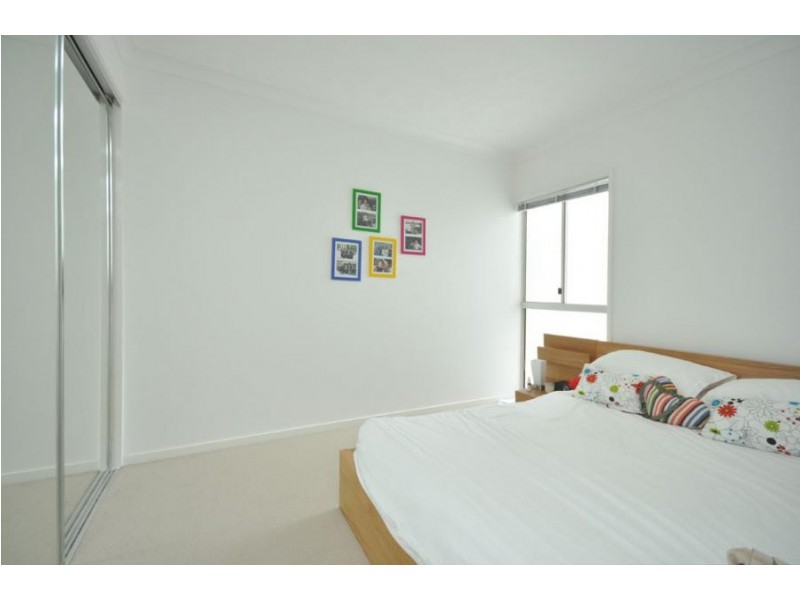 27 Berwick St, Fortitude Valley QLD 4006