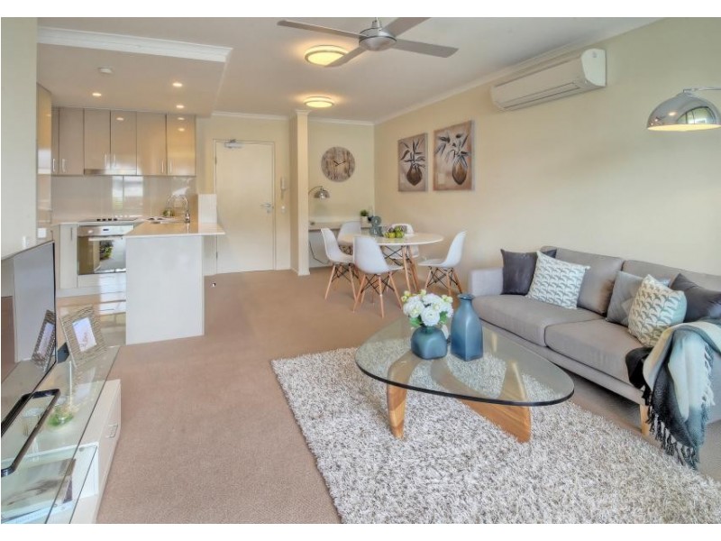 66 Slobodian Ave, Eight Mile Plains QLD 4113