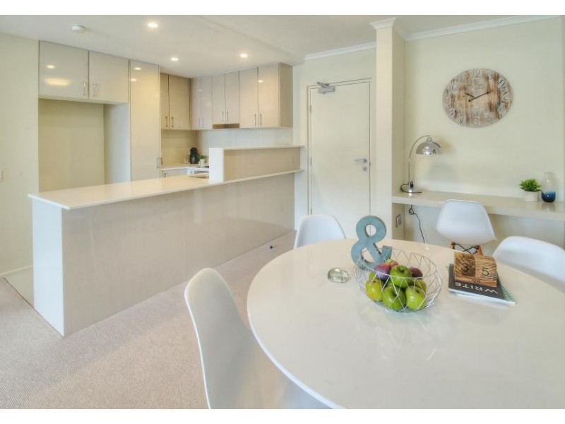 66 Slobodian Ave, Eight Mile Plains QLD 4113