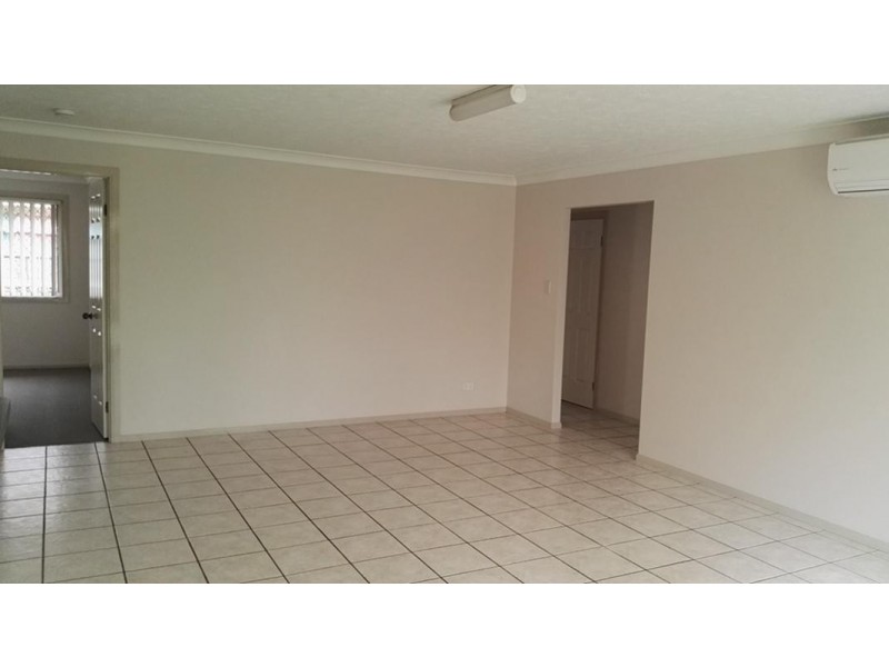 121 Golden Ave, Calamvale QLD 4116