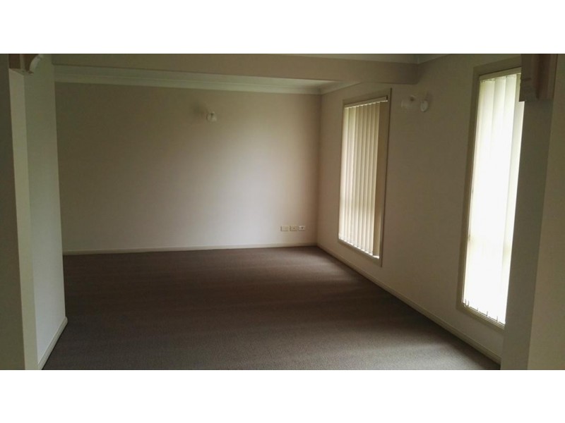 121 Golden Ave, Calamvale QLD 4116