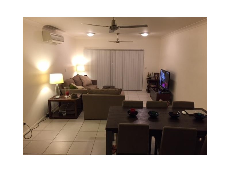 Unit  1-13 Ernest Street, Redlynch QLD 4870