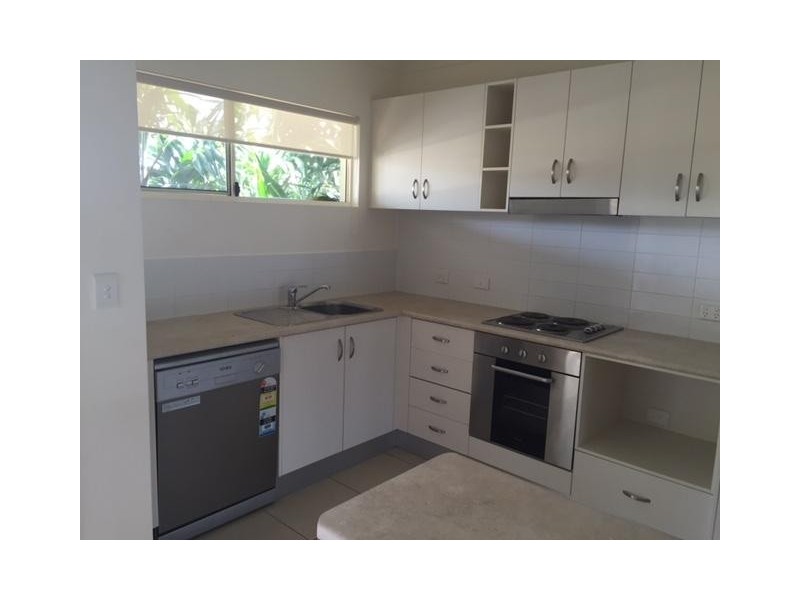 Unit  1-13 Ernest Street, Redlynch QLD 4870