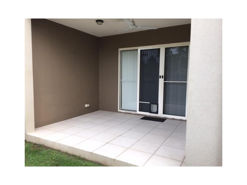 Unit  1-13 Ernest Street, Redlynch QLD 4870