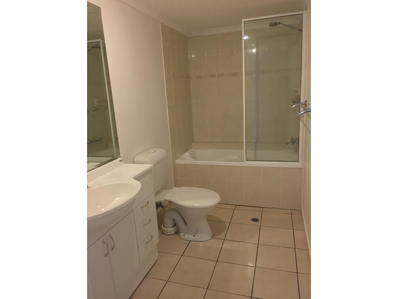 86-124 Ogden Street, Townsville City QLD 4810