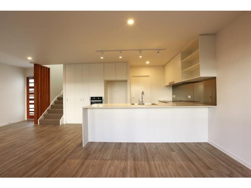 8 Russell Street, Everton Park QLD 4053