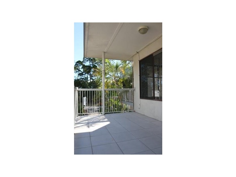 4/480 The Esplanade, Torquay QLD 4655