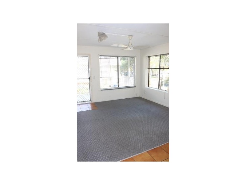 4/480 The Esplanade, Torquay QLD 4655