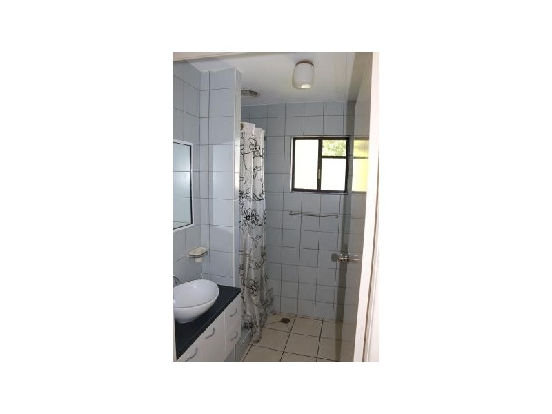 4/480 The Esplanade, Torquay QLD 4655