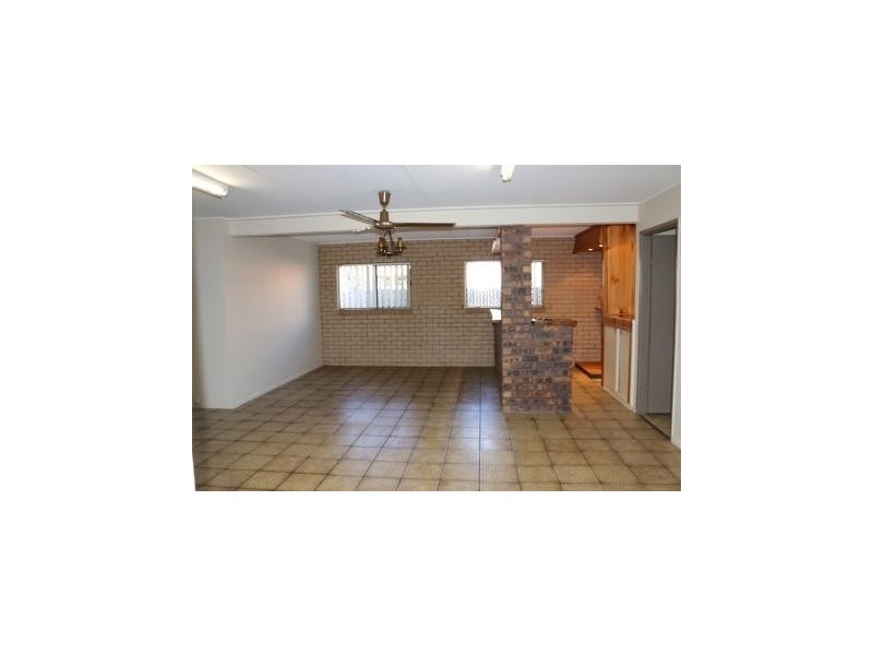 146 The Esplanade, Point Vernon QLD 4655