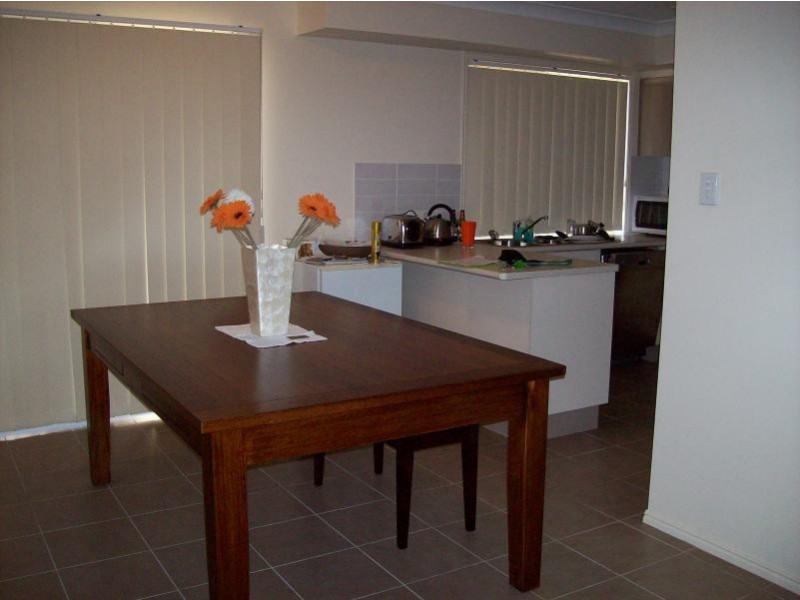 84 Johnston Street, Carina QLD 4152