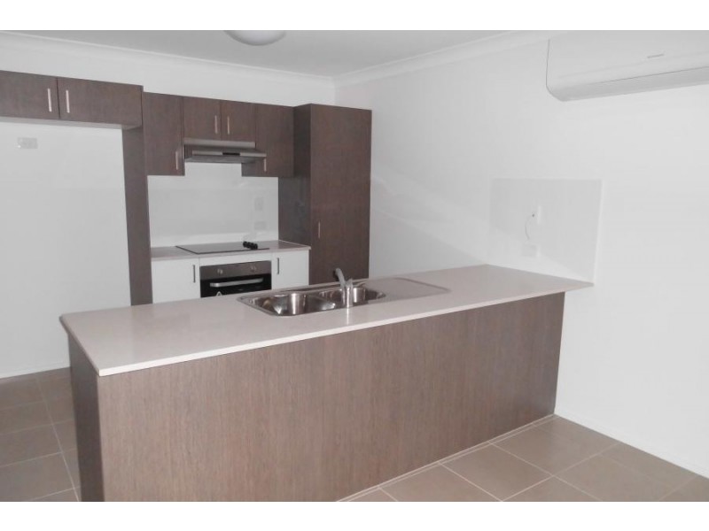 145 / 230 Pulgul St, Urangan QLD 4655