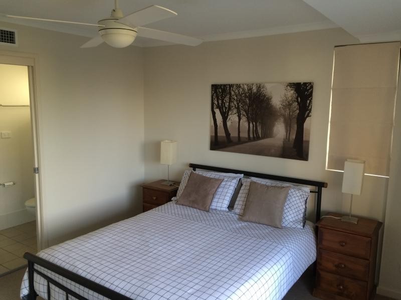 130/8 Land Street, Toowong QLD 4066