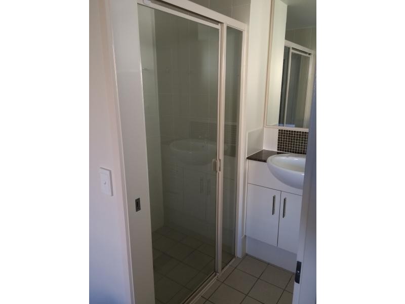 130/8 Land Street, Toowong QLD 4066