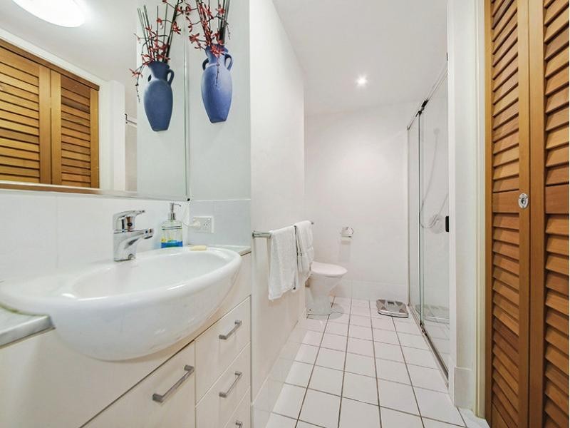 21 Patrick Lane Patrick Lane, Toowong QLD 4066