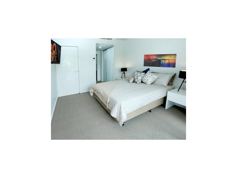 14/2 Laurence Street, St Lucia QLD 4067