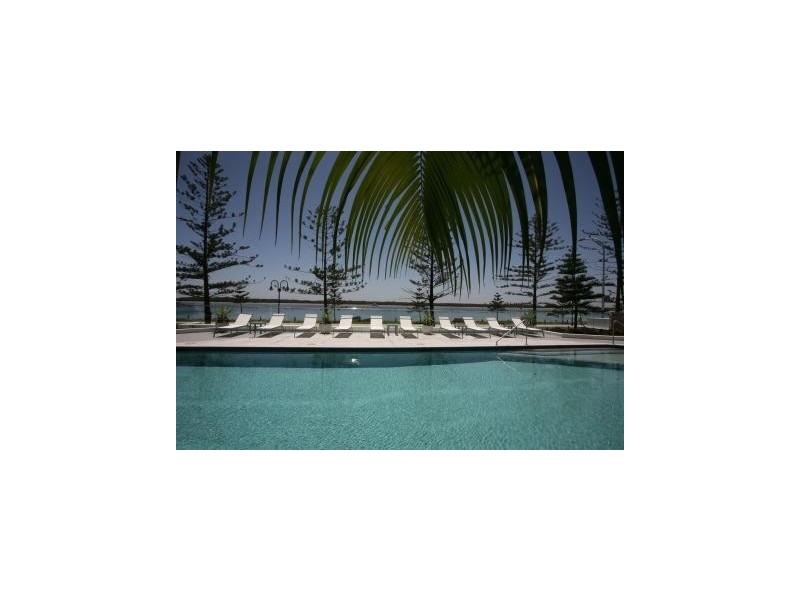 203 / 430 Marine Parade, Biggera Waters QLD 4216