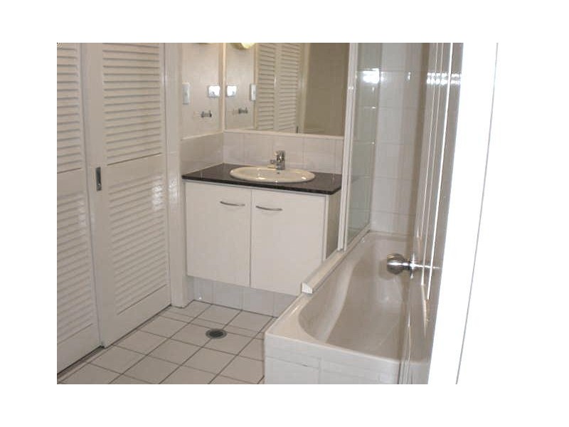 135 Macquarie Street, Teneriffe QLD 4005