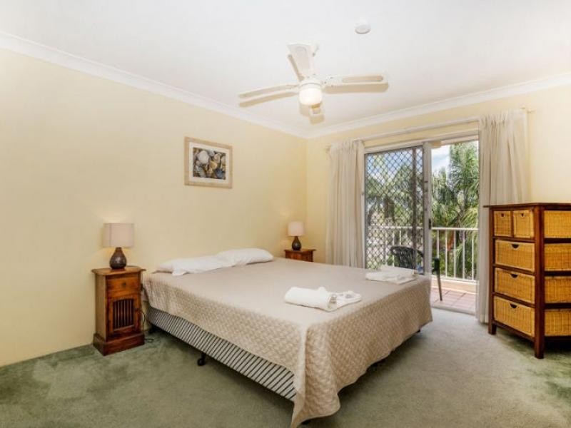 22 Jennifer, Runaway Bay QLD 4216