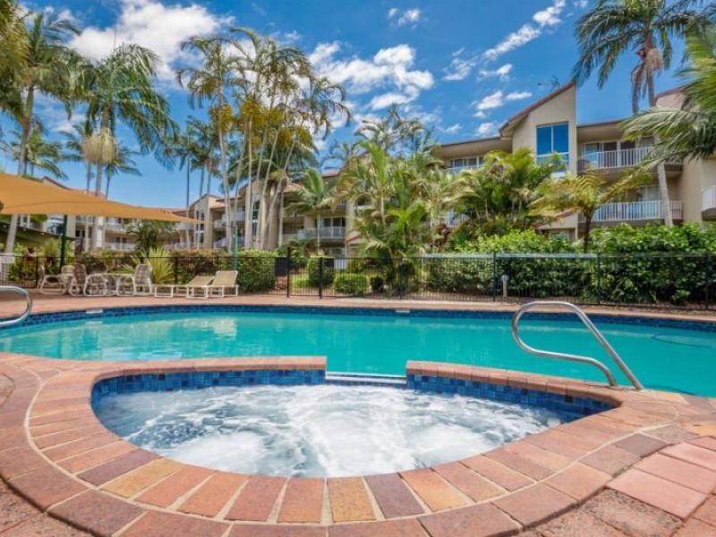 22 Jennifer, Runaway Bay QLD 4216