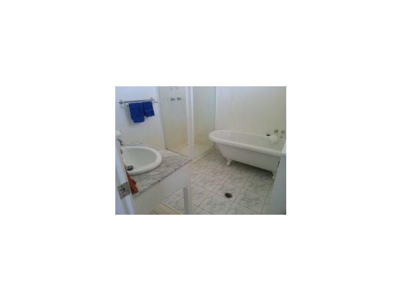 116 CHARLOTTE, Cooktown QLD 4895