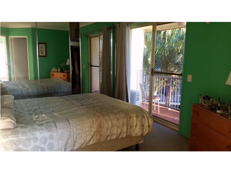 416 Marine Pde, Biggera Waters QLD 4216