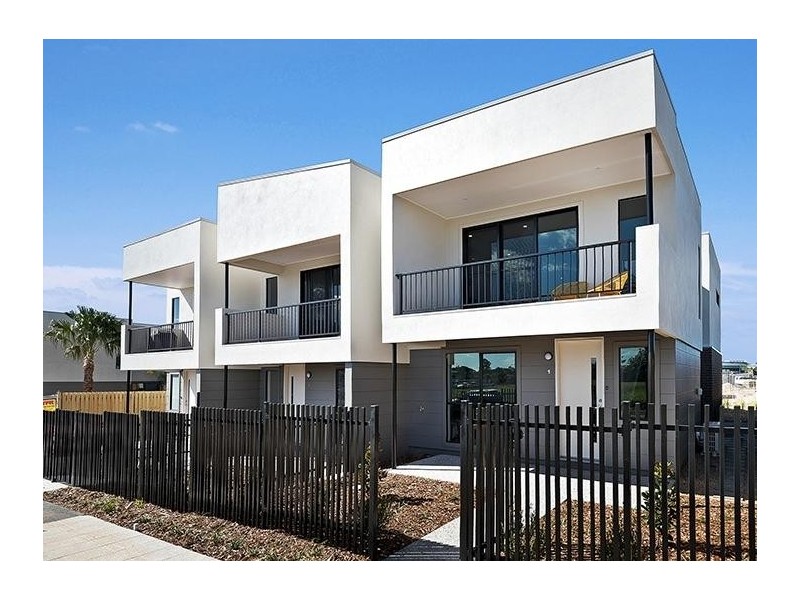 1 / 25 The Corso, North Lakes QLD 4509