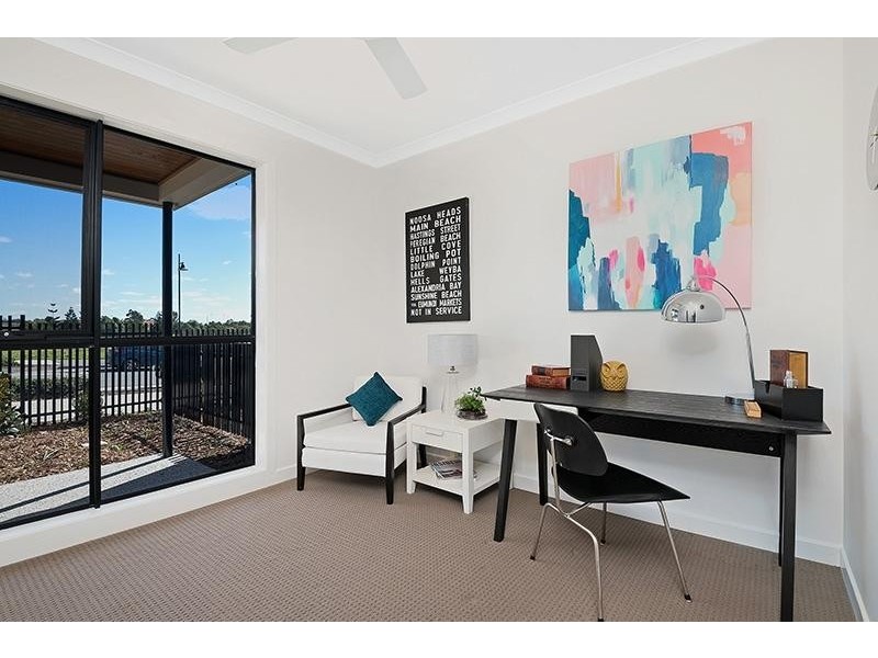 1 / 25 The Corso, North Lakes QLD 4509