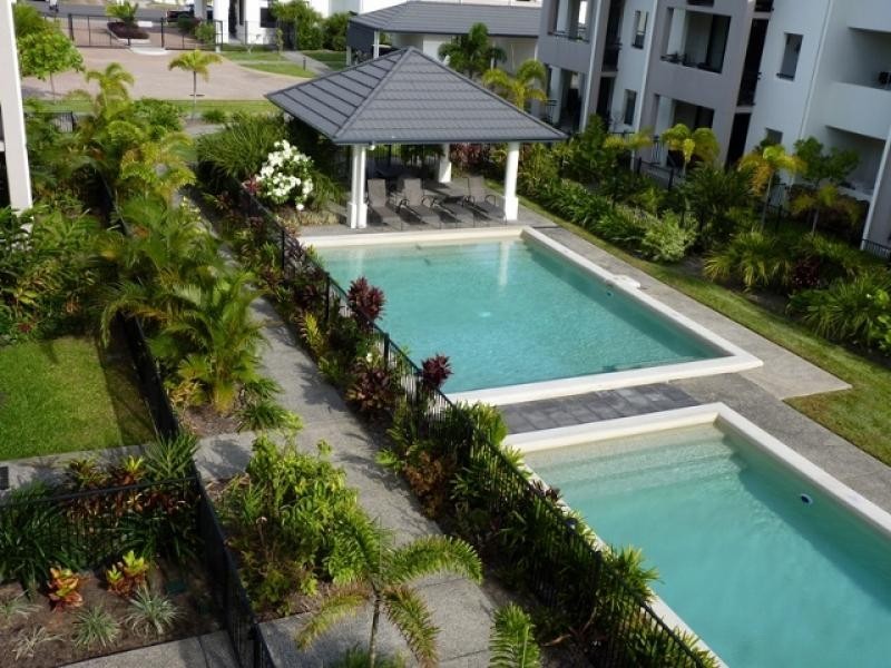 6-24 Henry Street, West End QLD 4810