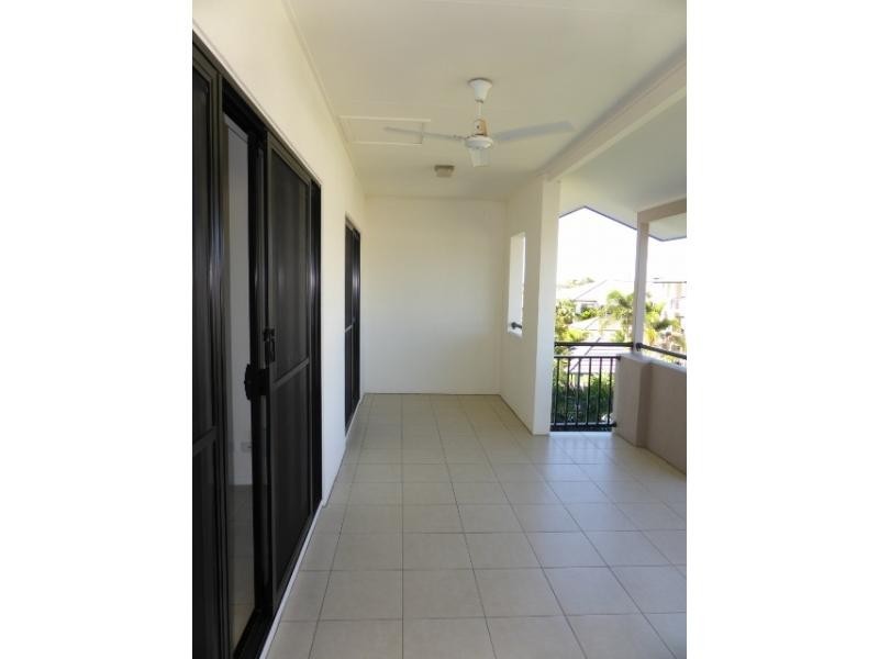 6-24 Henry Street, West End QLD 4810