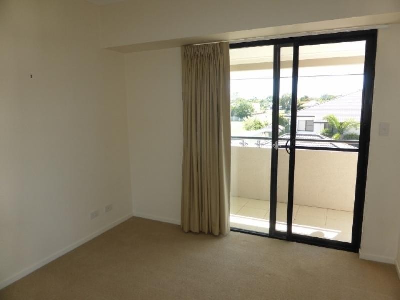 6-24 Henry Street, West End QLD 4810