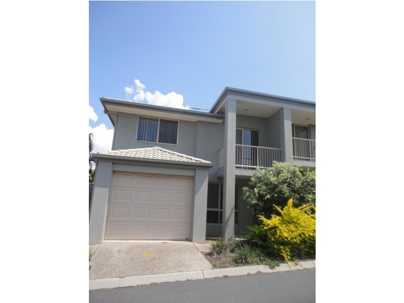 37 Johnston Street, Carina QLD 4152