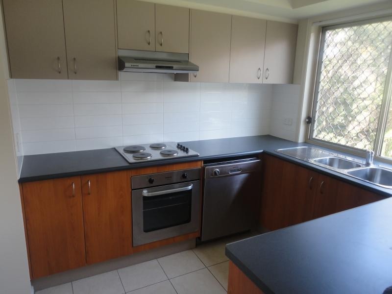 37 Johnston Street, Carina QLD 4152