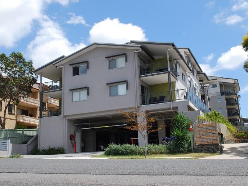 32-34 Bonython Street, Windsor QLD 4030