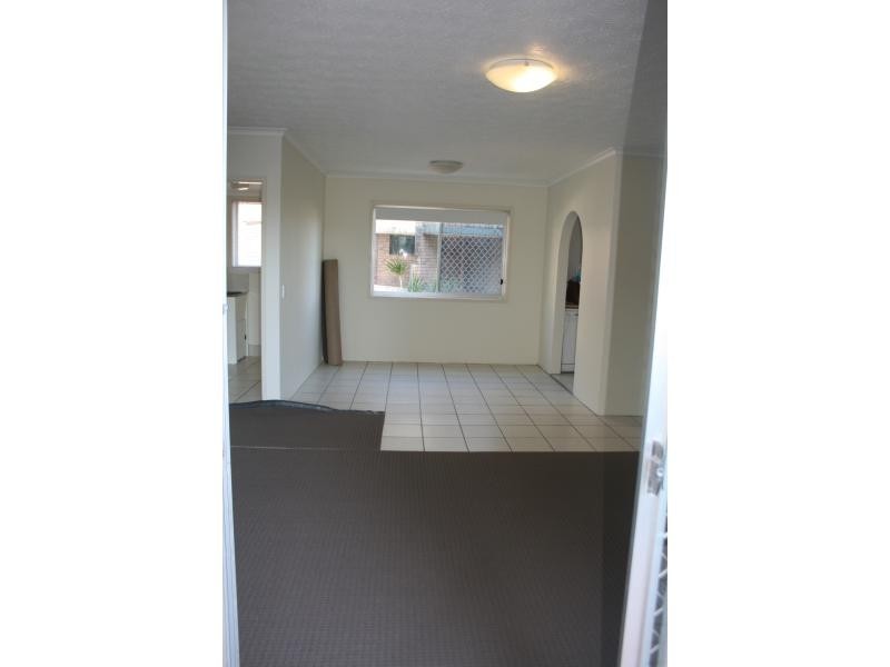 192 Ferny Ave, Surfers Paradise QLD 4217