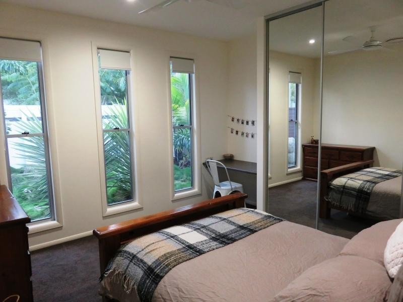 16 Coral Tree Ave, Noosa Heads QLD 4567