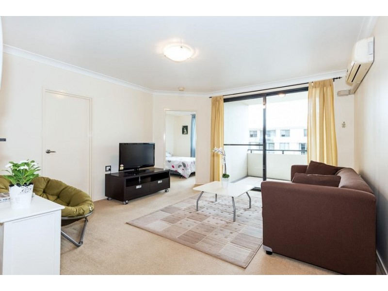 706 / 3-11 Orara St, Waitara NSW 2077