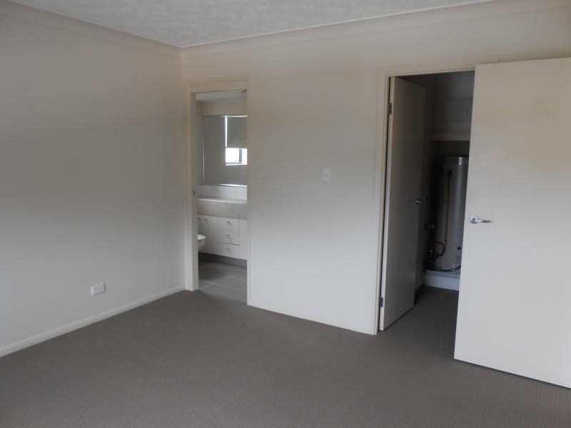 8/66 McLean St, Coolangatta QLD 4225